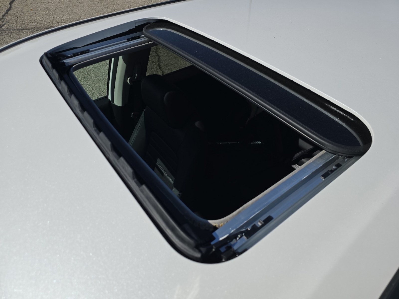 New 2026 Honda CR-V EX-L image 3