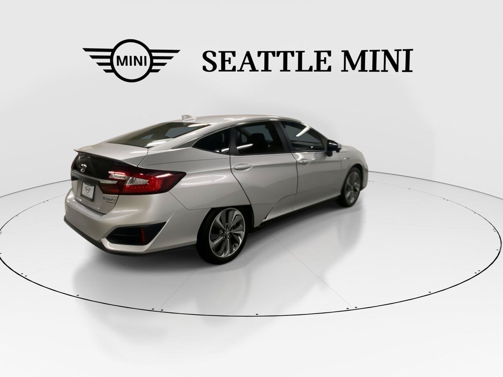 Used 2018 Honda Clarity Touring image 11