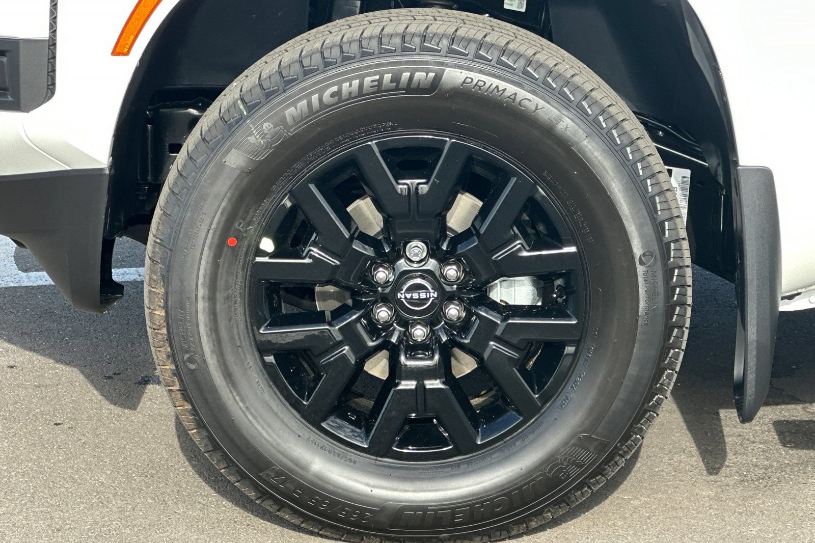 New 2026 Nissan Frontier SV w/ All-Weather Content Package AWD/4WD image 31