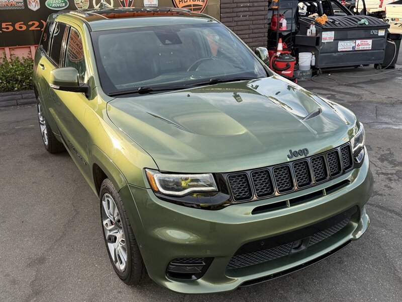 Used 2020 Jeep Grand Cherokee SRT AWD/4WD image 25