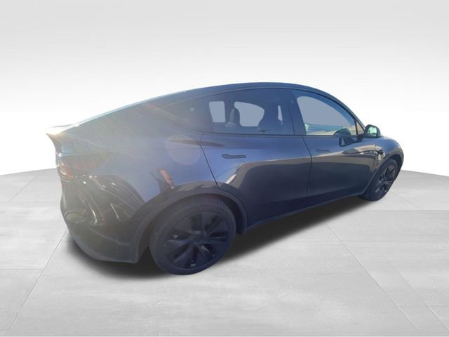 Used 2025 Tesla Model Y Long Range image 10