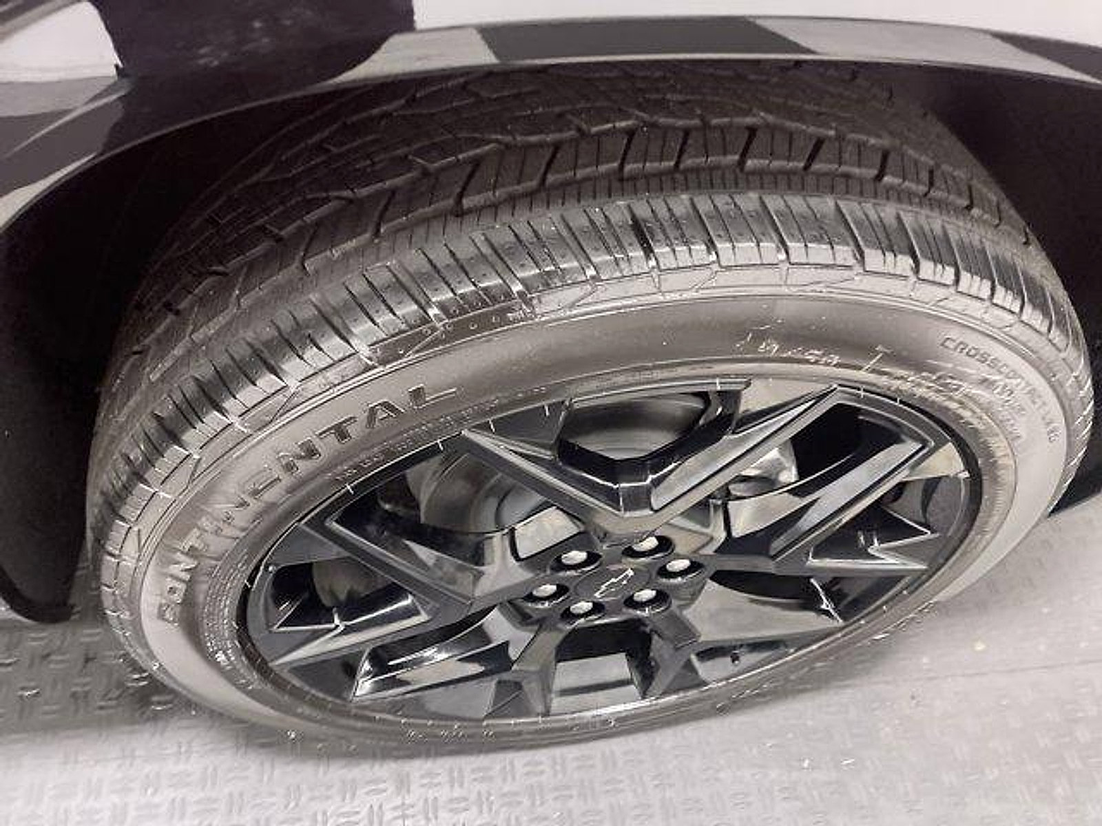 New 2026 Chevrolet Traverse RS w/ LPO, Floor Liner Package FWD image 20