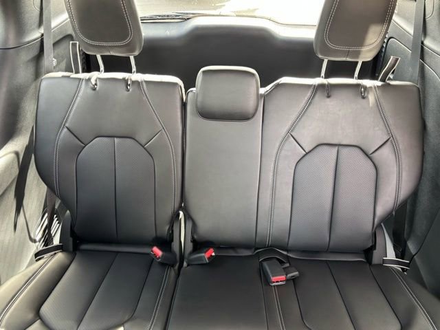 New 2026 Chrysler Pacifica Select image 17