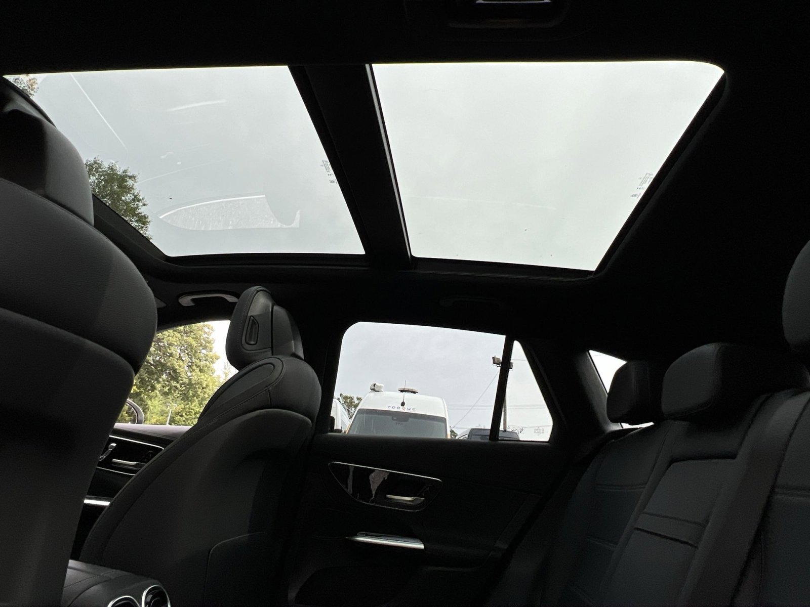 Certified 2025 Mercedes-Benz GLC 300 4MATIC image 27