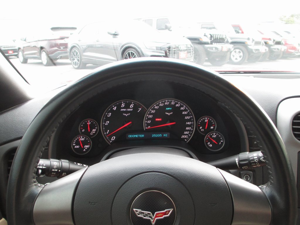 Used 2006 Chevrolet Corvette Convertible w/ Preferred Equipment Group image 22