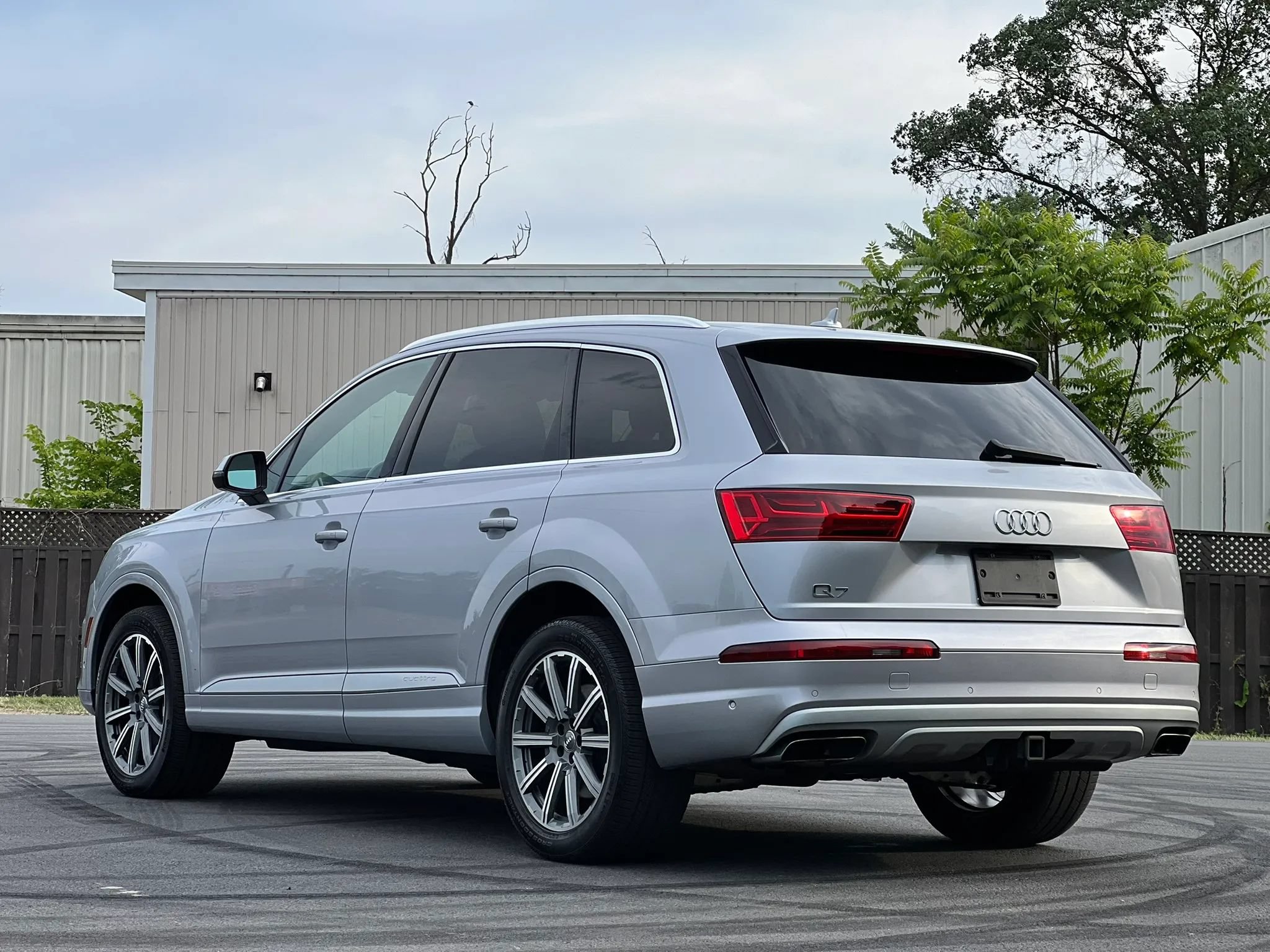 Used 2019 Audi Q7 3.0T Premium Plus AWD/4WD image 3
