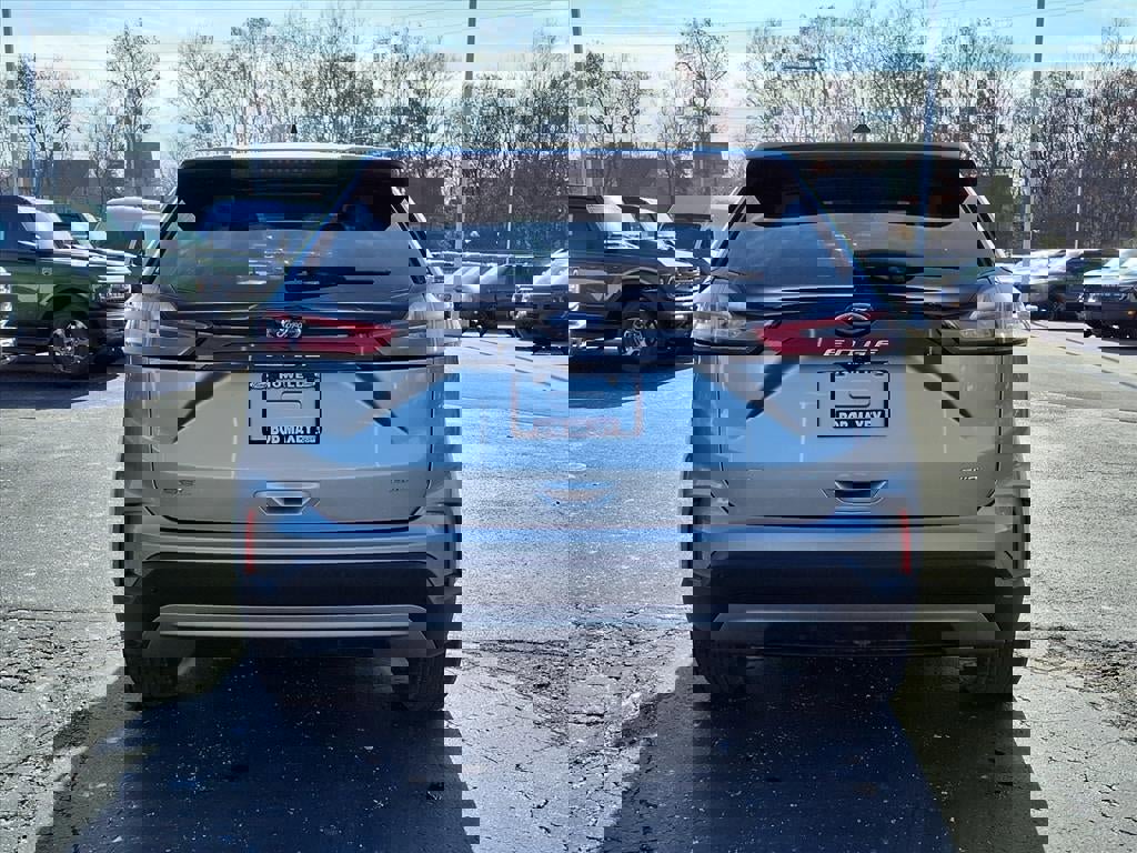 Used 2022 Ford Edge SEL image 6