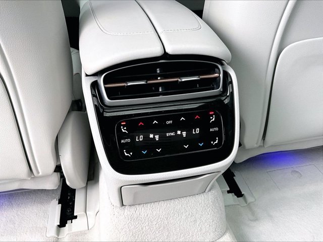 Used 2023 Mercedes-Benz EQS 580 4MATIC Sedan image 24