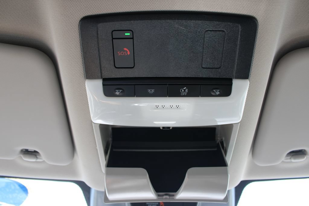 Used 2024 Nissan Rogue SV AWD/4WD image 56