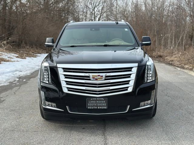 Used 2019 Cadillac Escalade Platinum image 3