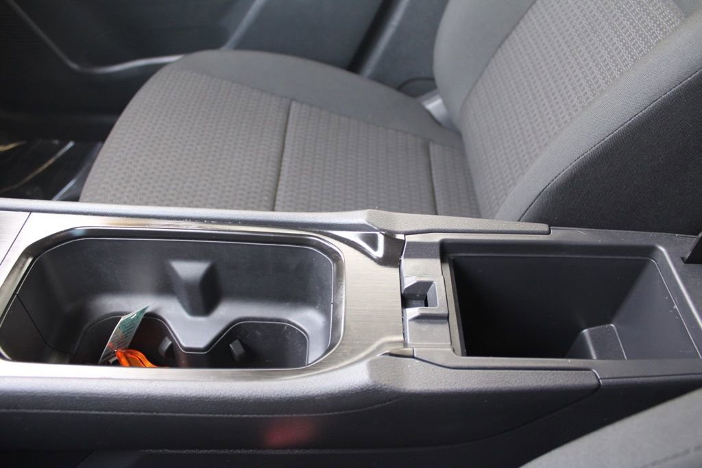 Used 2025 Nissan Kicks S image 37