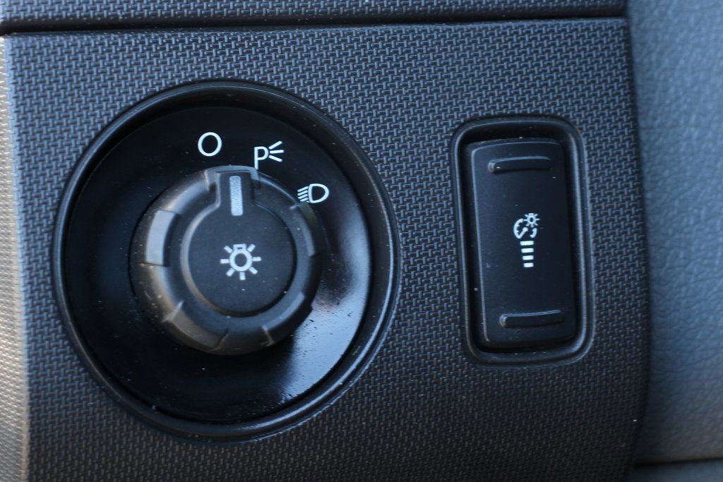 Used 2016 Ford F550 2WD Crew Cab Super Duty image 18