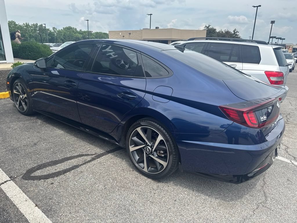Certified 2022 Hyundai Sonata SEL Plus FWD image 2