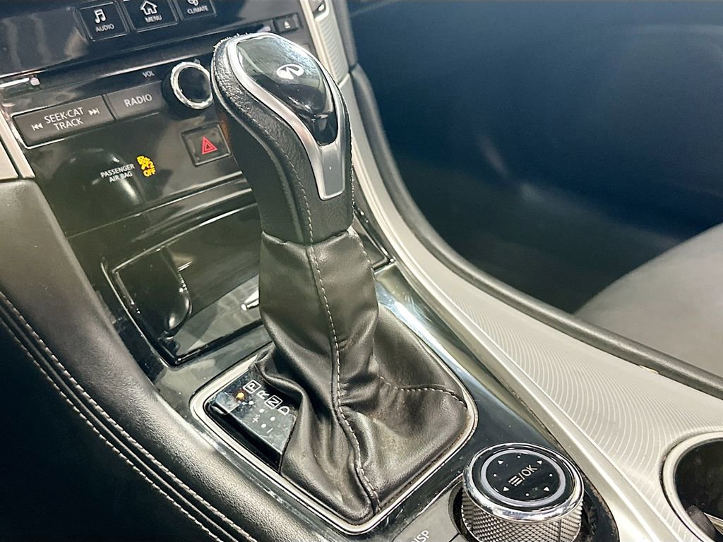 Used 2019 INFINITI Q50 Luxe AWD/4WD image 17