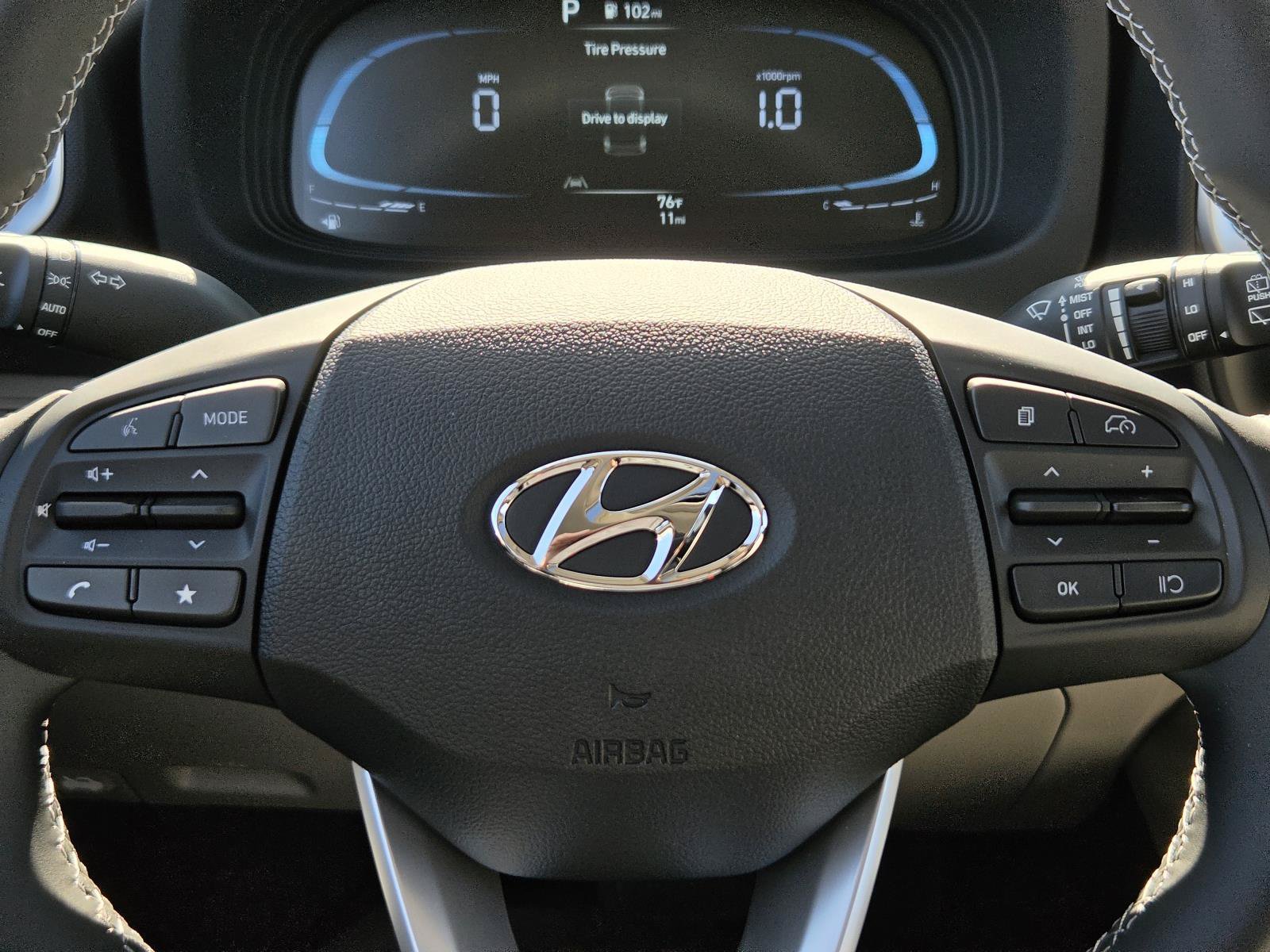 New 2026 Hyundai Venue SEL FWD image 21