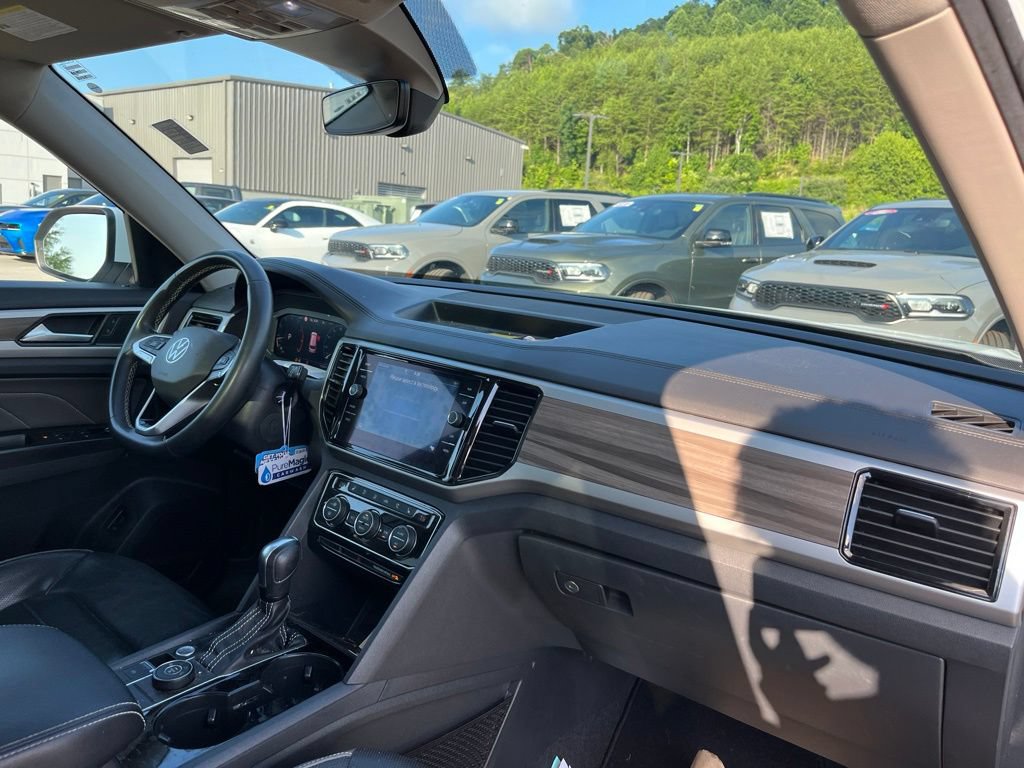 Used 2021 Volkswagen Atlas SEL Premium AWD/4WD image 10
