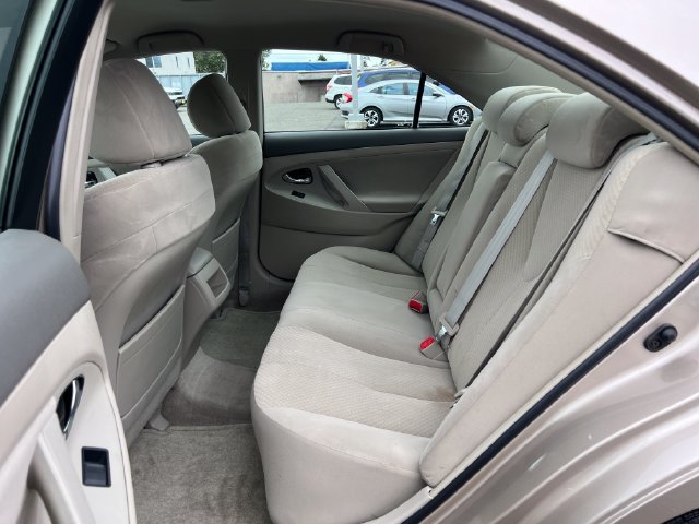 Used 2007 Toyota Camry LE FWD image 14