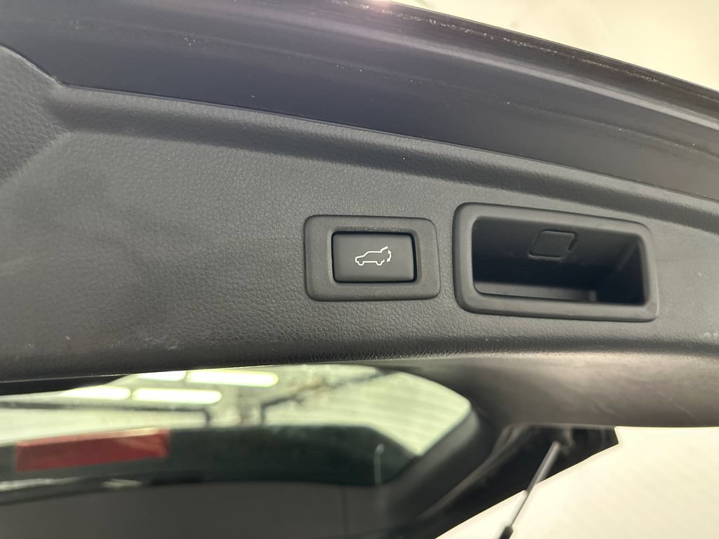 Used 2016 Subaru Forester 2.5i Limited AWD/4WD image 20