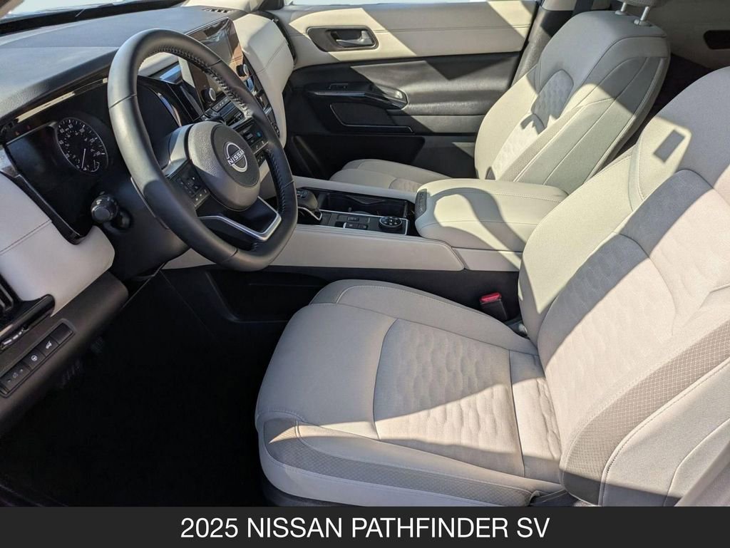 Used 2025 Nissan Pathfinder SV image 14