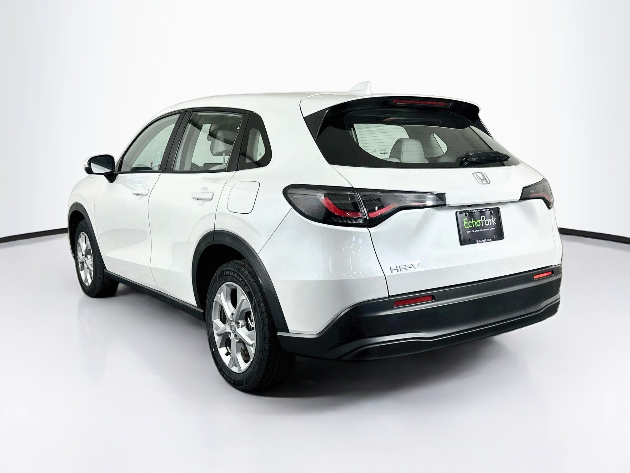 Used 2023 Honda HR-V LX image 5