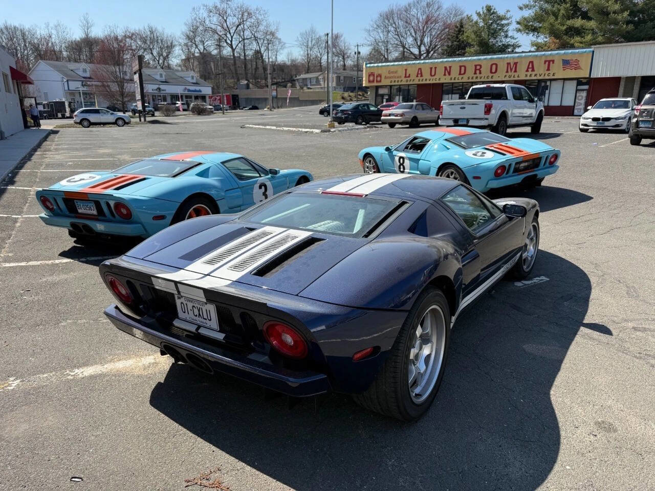 Used 2005 Ford GT RWD image 3