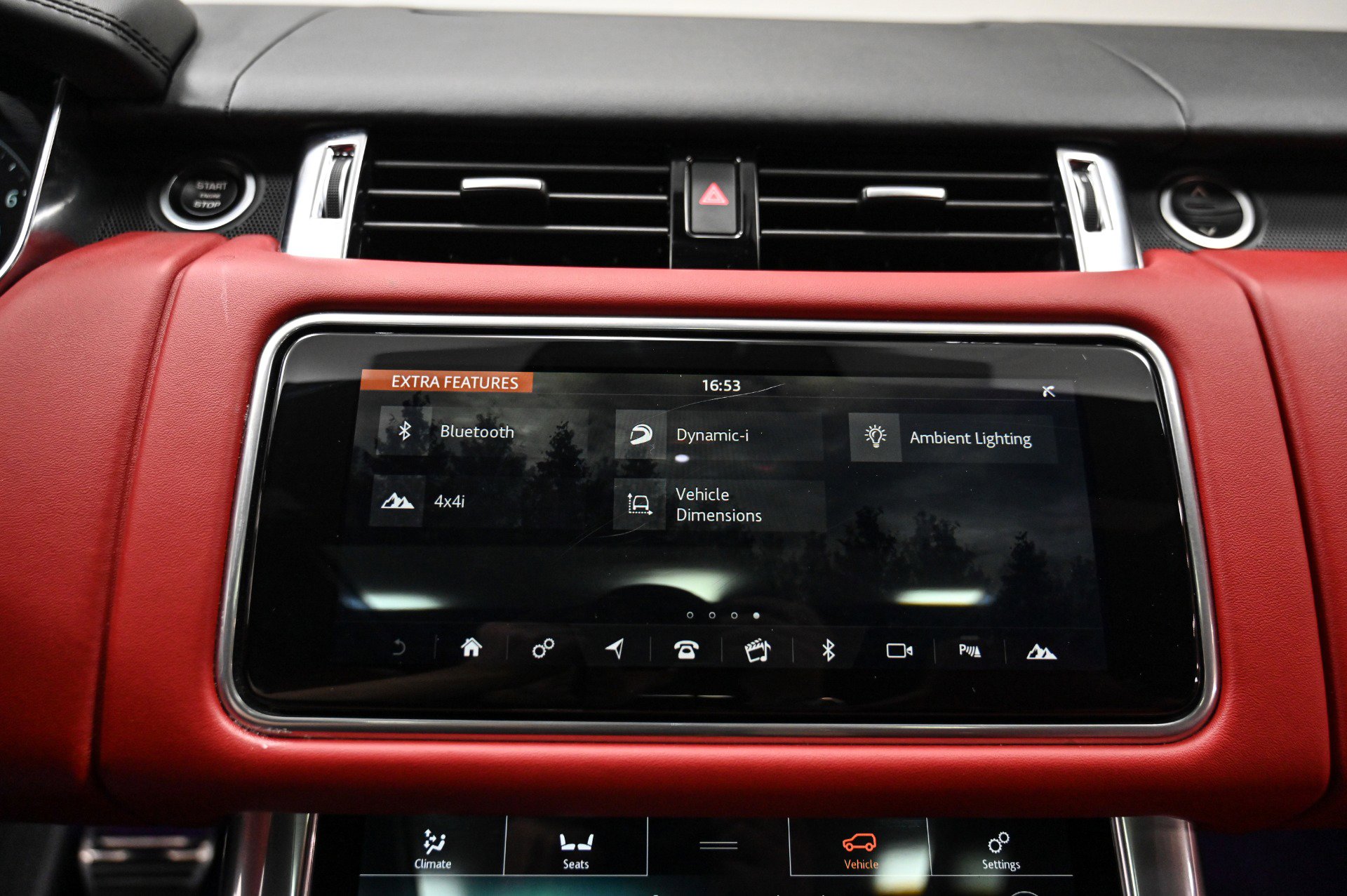 Used 2022 Land Rover Range Rover Sport SVR Carbon Edition image 47