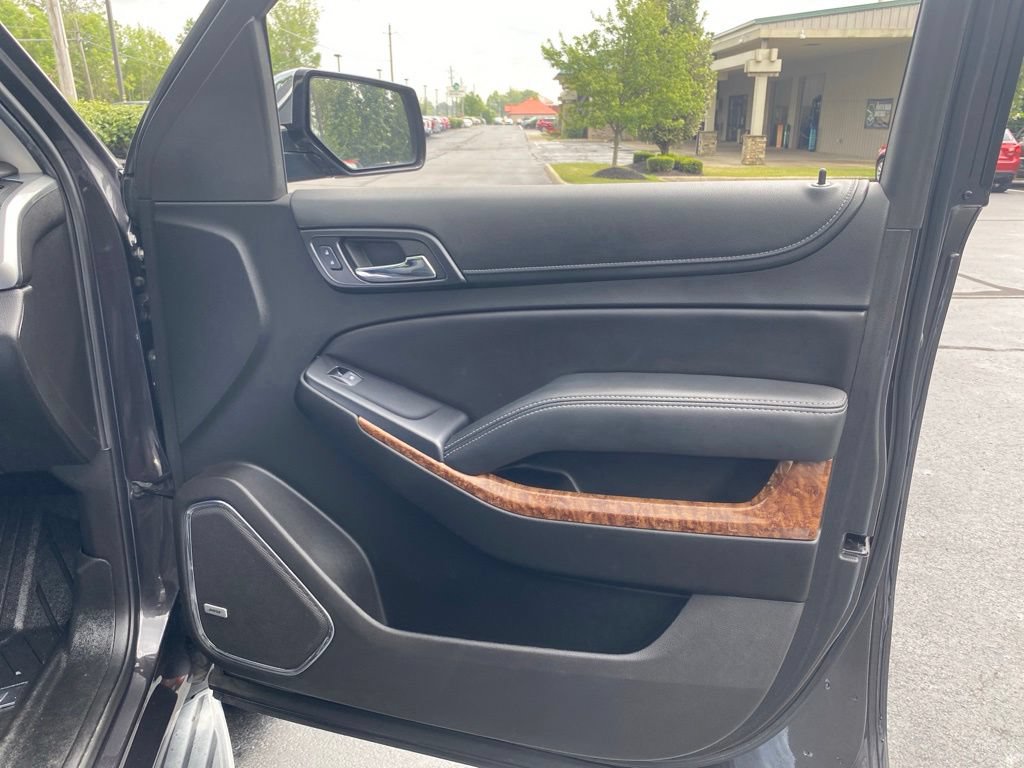 Used 2018 Chevrolet Tahoe Premier AWD/4WD image 45