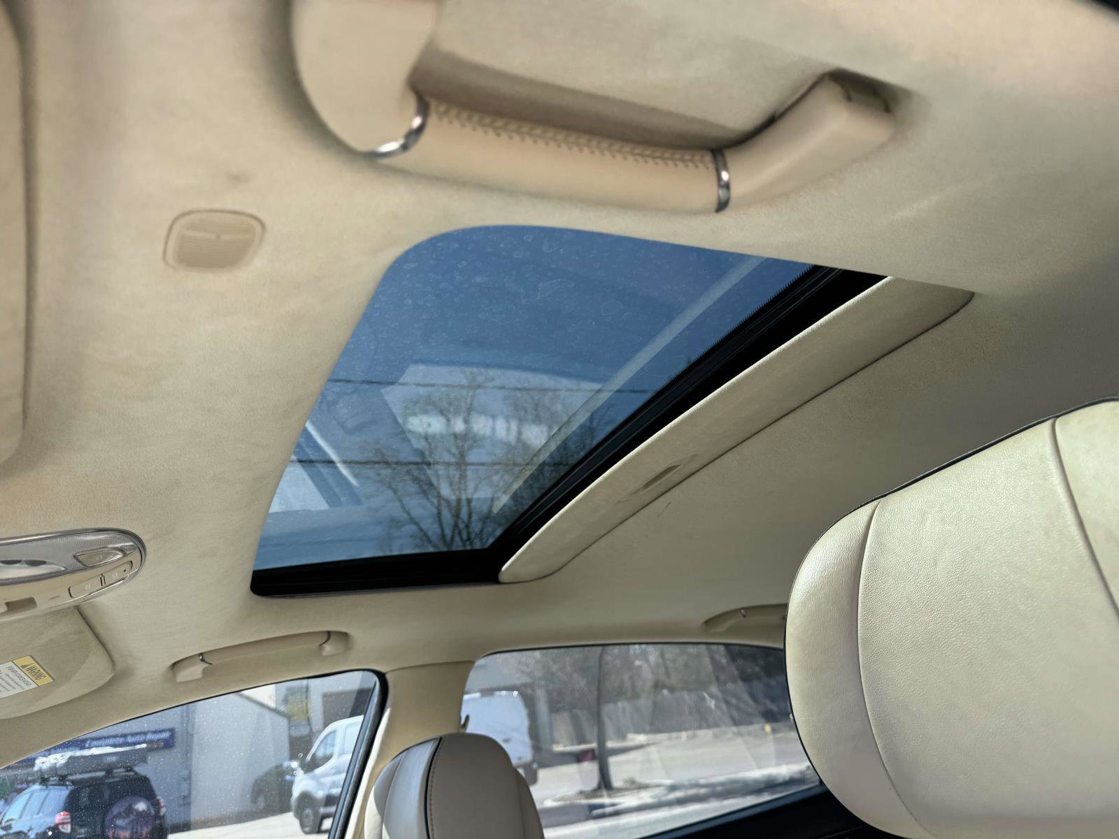 Used 2014 Hyundai Equus Signature RWD image 17