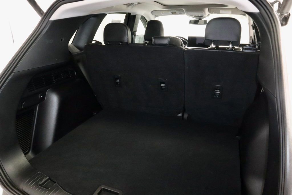 Certified 2024 Ford Escape SE w/ PHEV Premium Package image 16