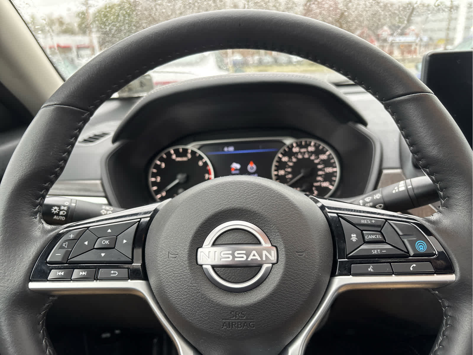 Used 2024 Nissan Altima 2.5 SL image 11