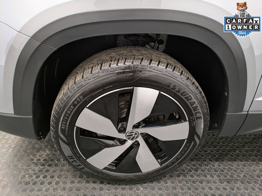 Used 2025 Volkswagen Taos S AWD/4WD image 8