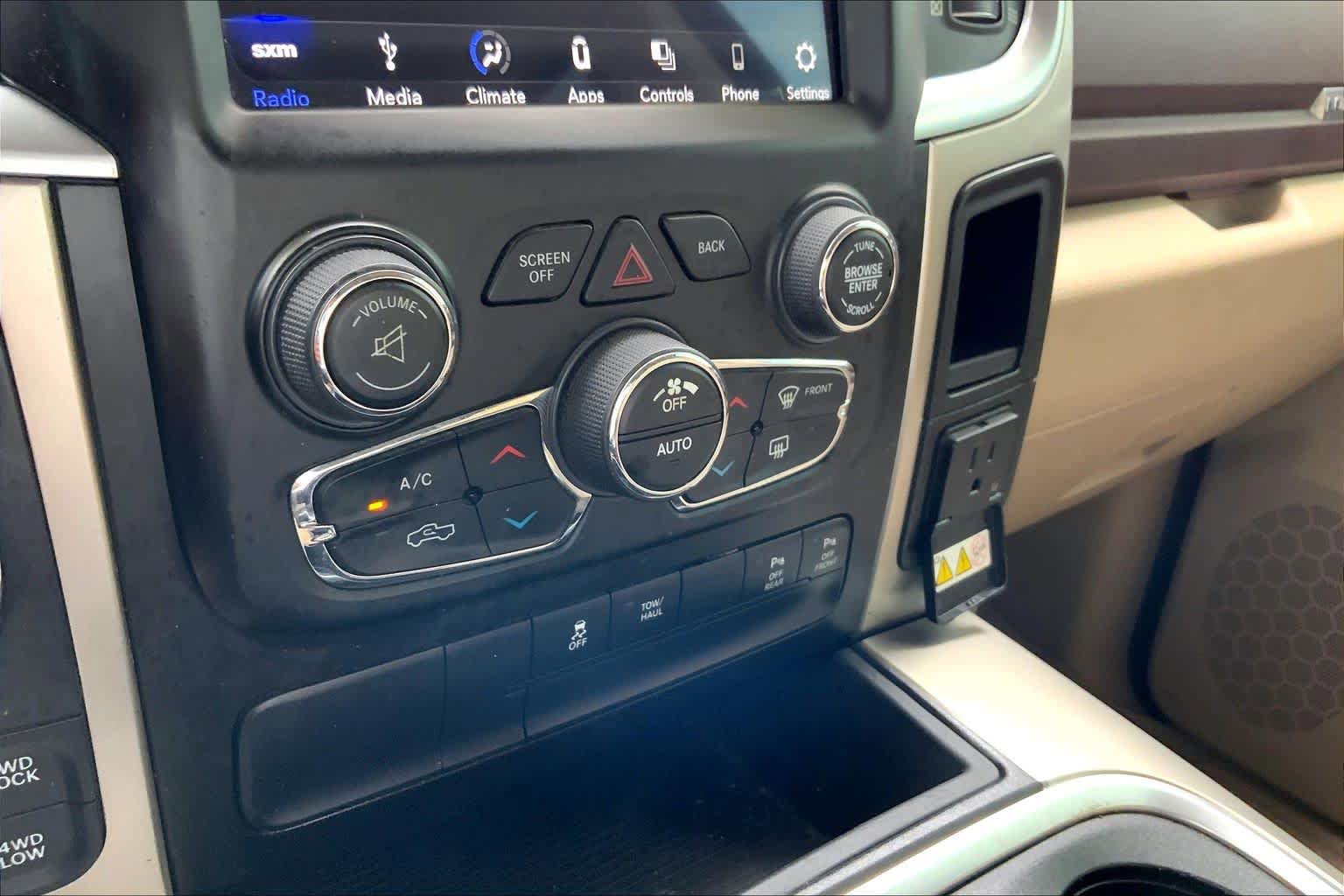 Used 2018 RAM 1500 Lone Star AWD/4WD image 32
