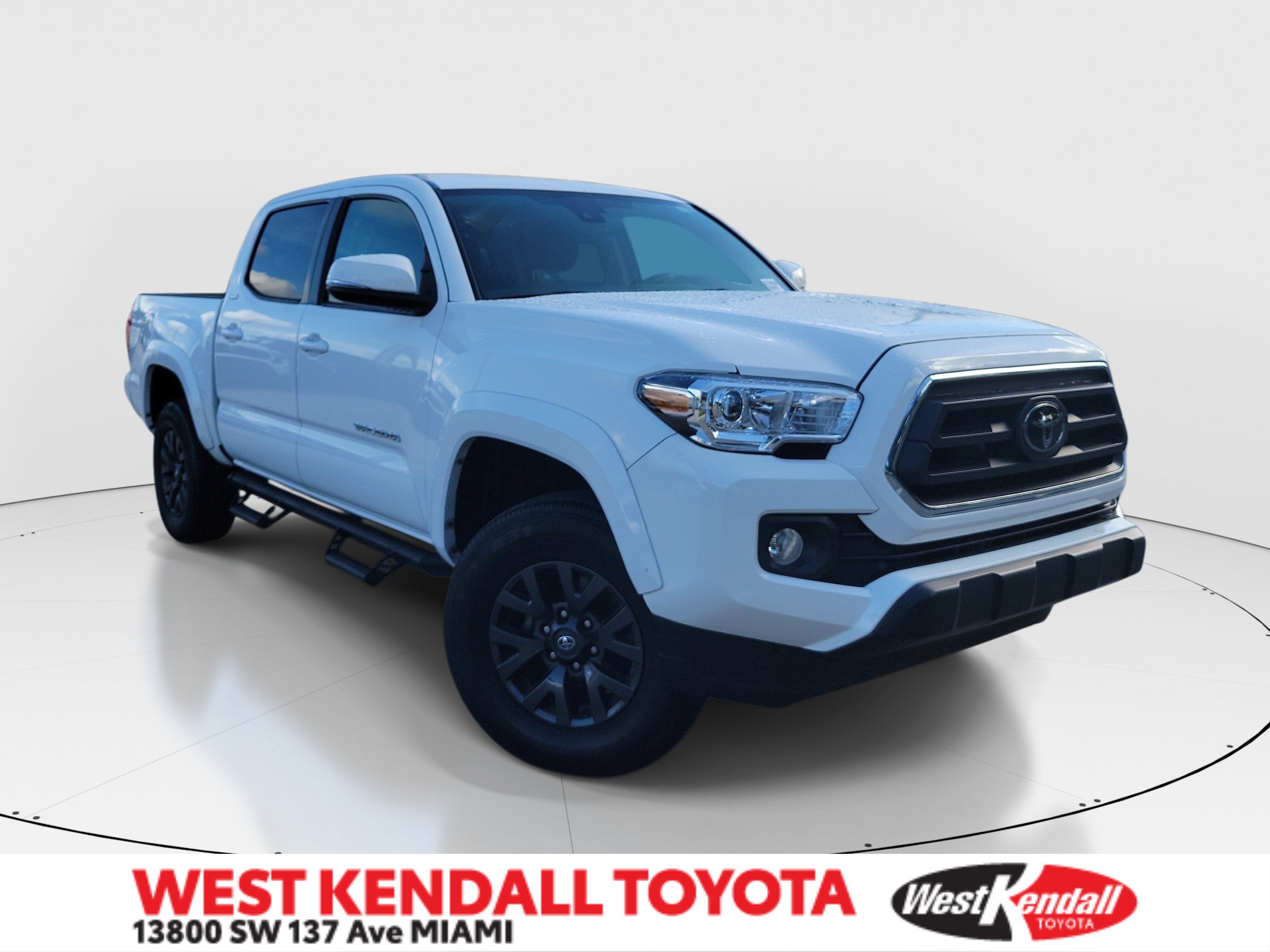 Used 2023 Toyota Tacoma SR5 w/ Technology Package RWD image 1