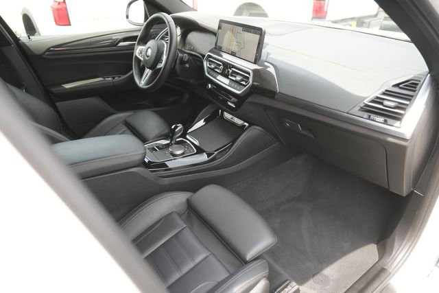 Used 2022 BMW X4 M40i w/ Premium Package image 18
