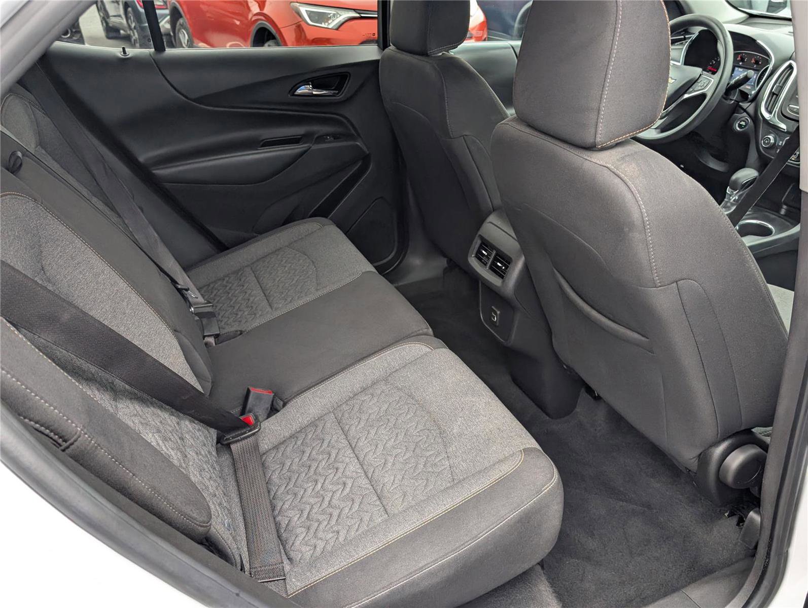 Used 2022 Chevrolet Equinox LT image 11