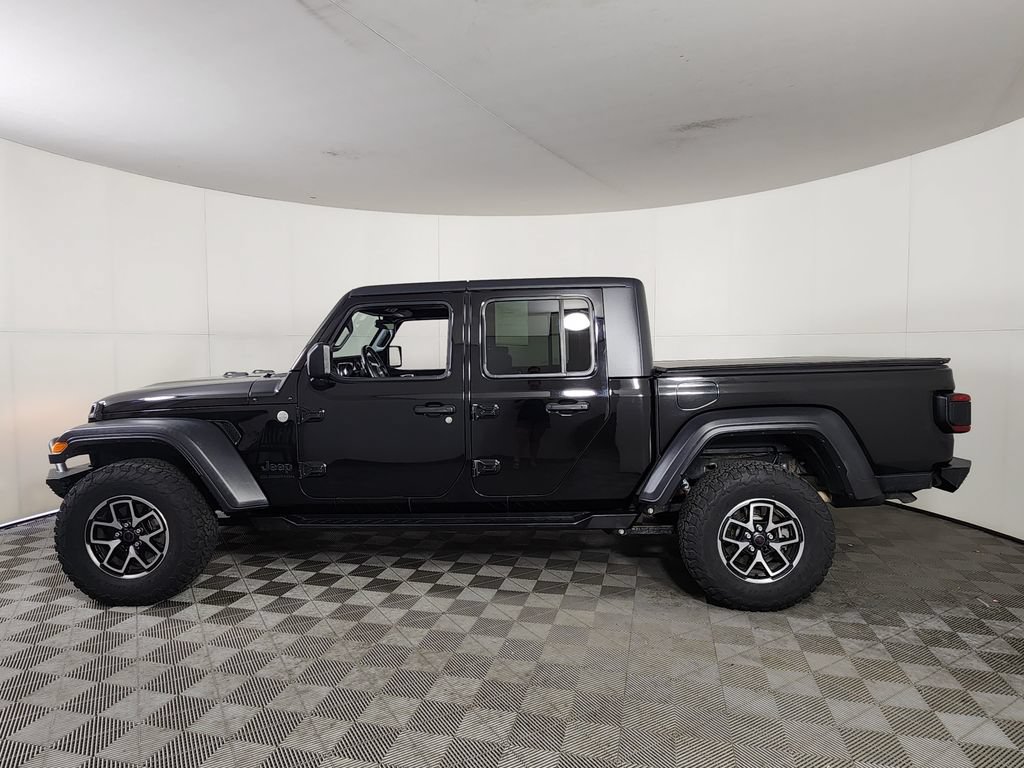 Used 2020 Jeep Gladiator Sport w/ Quick Order Package 24S AWD/4WD image 4
