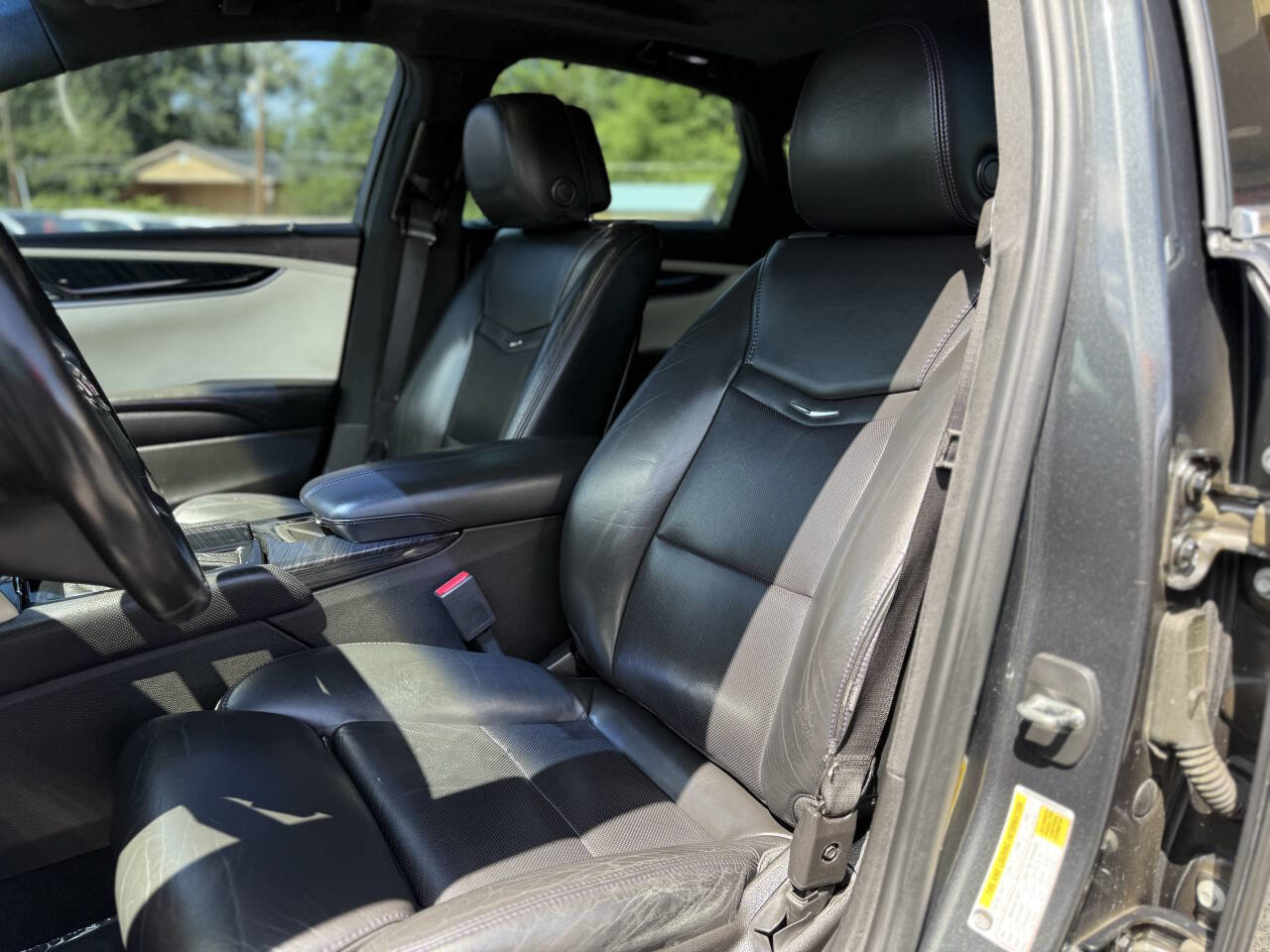 Used 2013 Cadillac XTS Platinum image 11