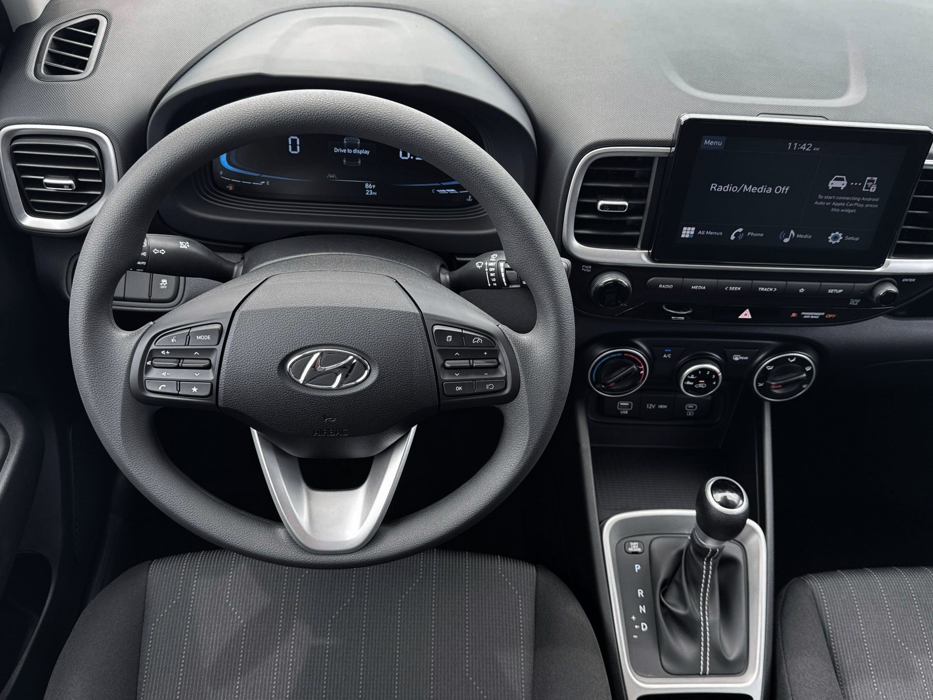 New 2026 Hyundai Venue SE FWD image 18