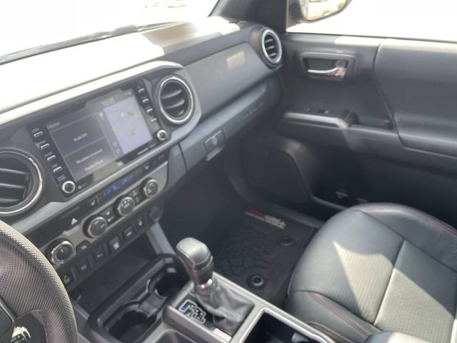 Used 2021 Toyota Tacoma TRD Pro AWD/4WD image 13