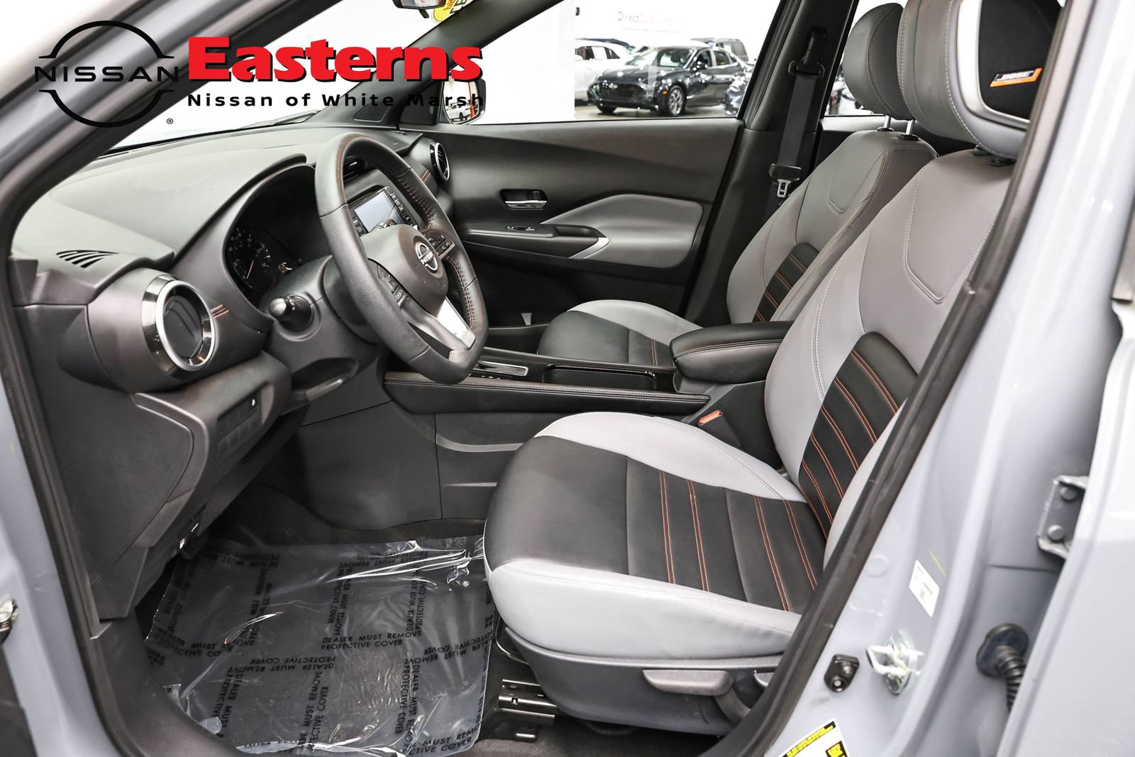 Used 2023 Nissan Kicks SR w/ SR Premium Package FWD image 14