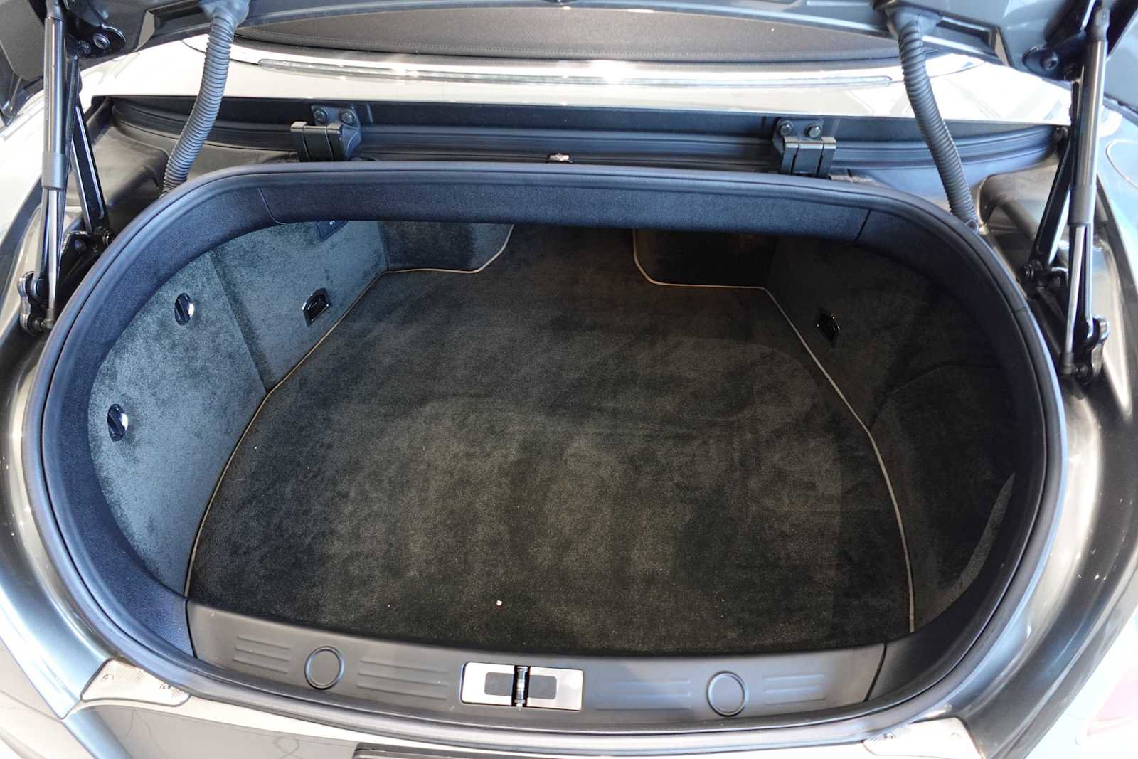 Used 2014 Bentley Continental GT image 37