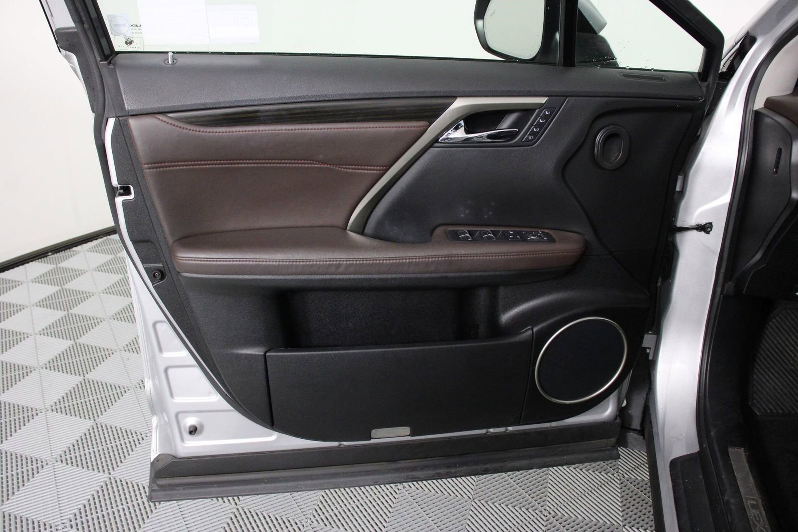 Used 2016 Lexus RX 350 FWD w/ Premium Package image 17