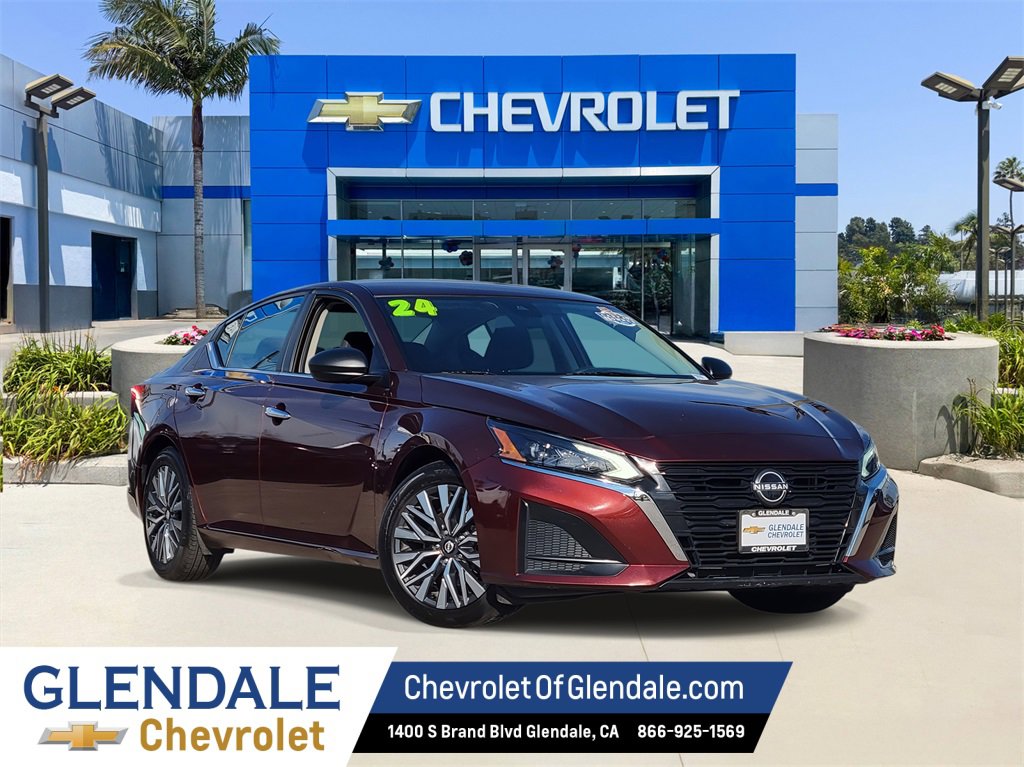 Used 2024 Nissan Altima 2.5 SV