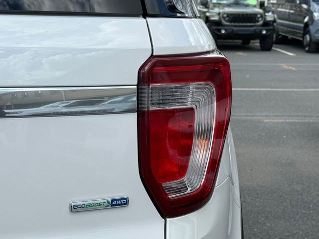 Used 2018 Ford Explorer Platinum image 14