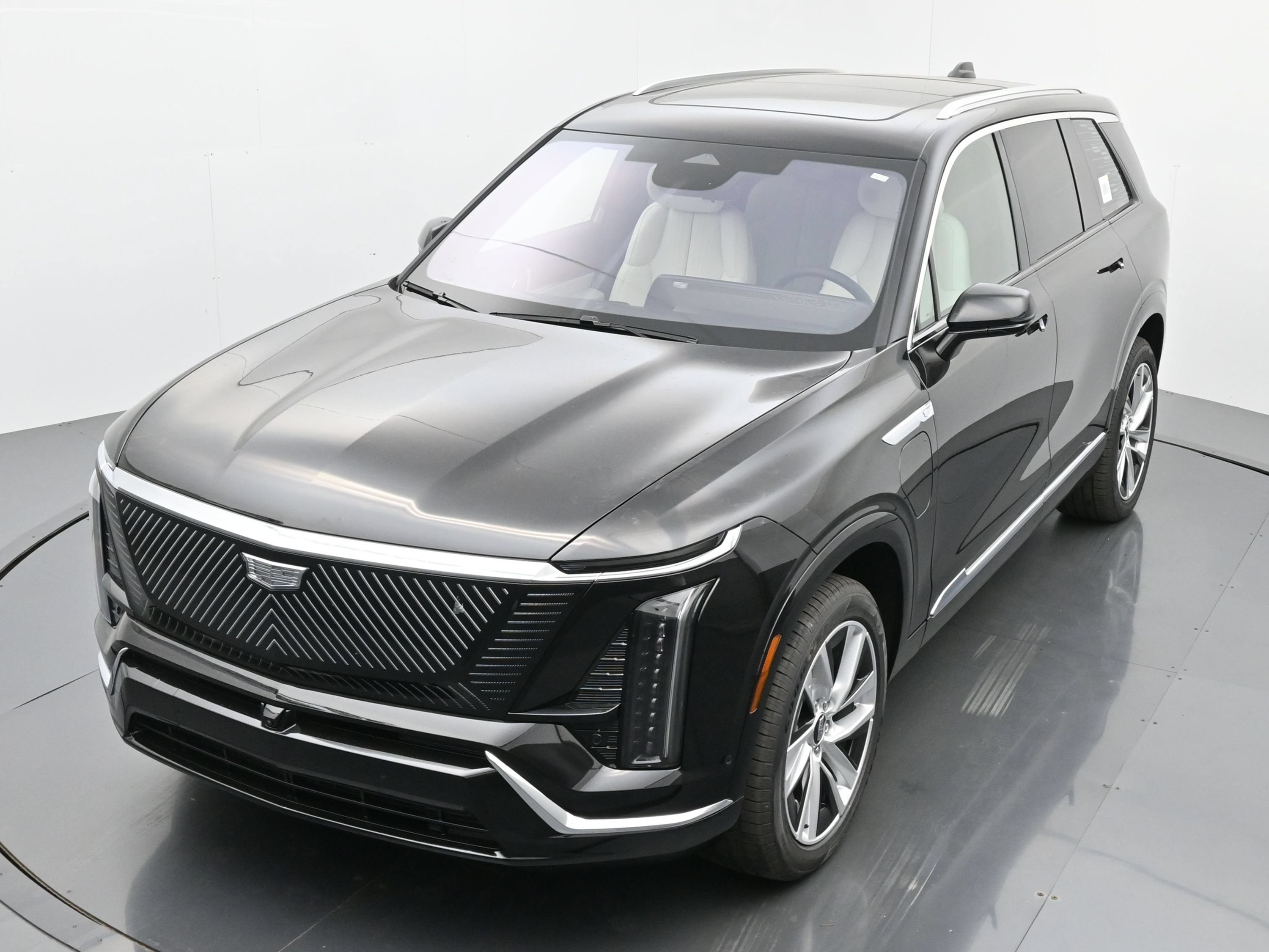 New 2026 Cadillac Vistiq Premium Luxury w/ LPO, Floor Liner Package AWD/4WD image 23