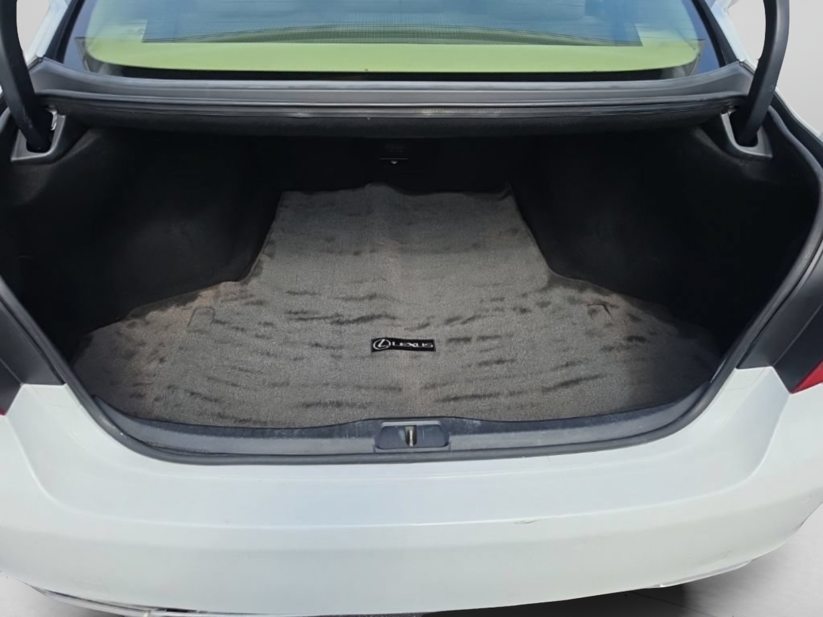 Used 2012 Lexus LS 460 w/ Comfort Pkg RWD image 10