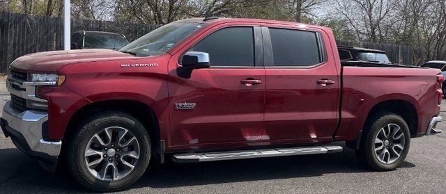 Used 2020 Chevrolet Silverado 1500 LT w/ Texas Edition image 2