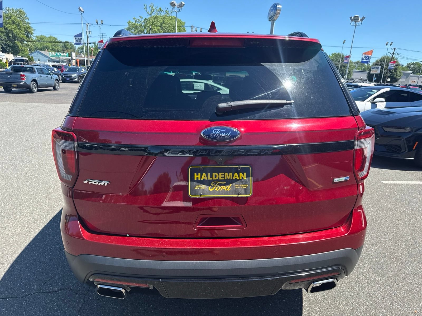 Used 2017 Ford Explorer Sport w/ Equipment Group 401A AWD/4WD image 8