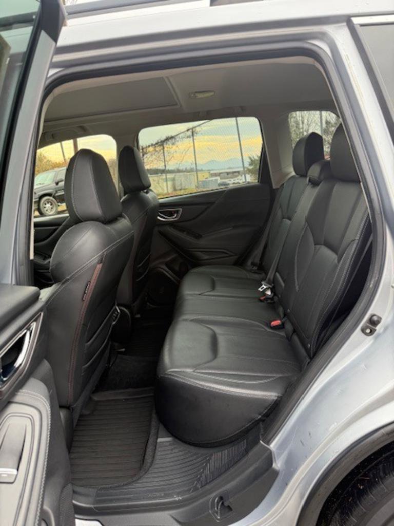 Used 2021 Subaru Forester Limited AWD/4WD image 17
