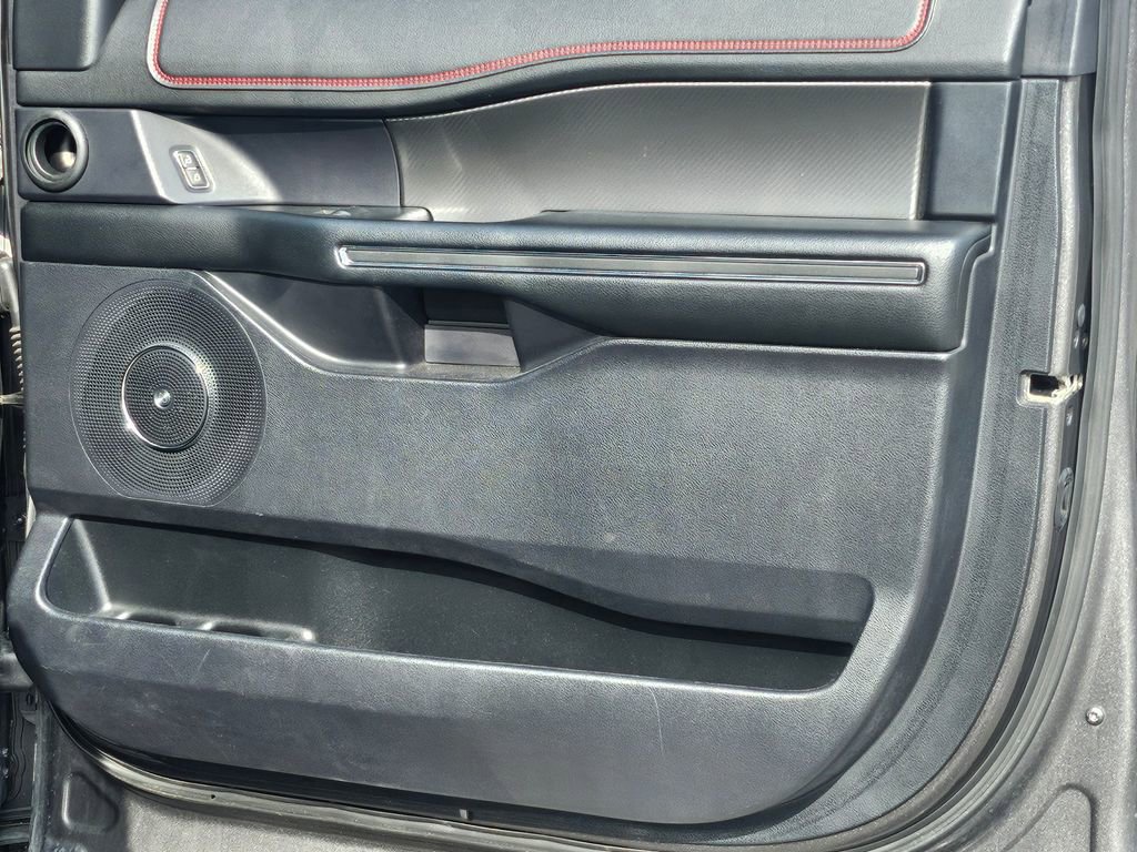 Used 2019 Ford Expedition Limited w/ Equipment Group 303A image 40